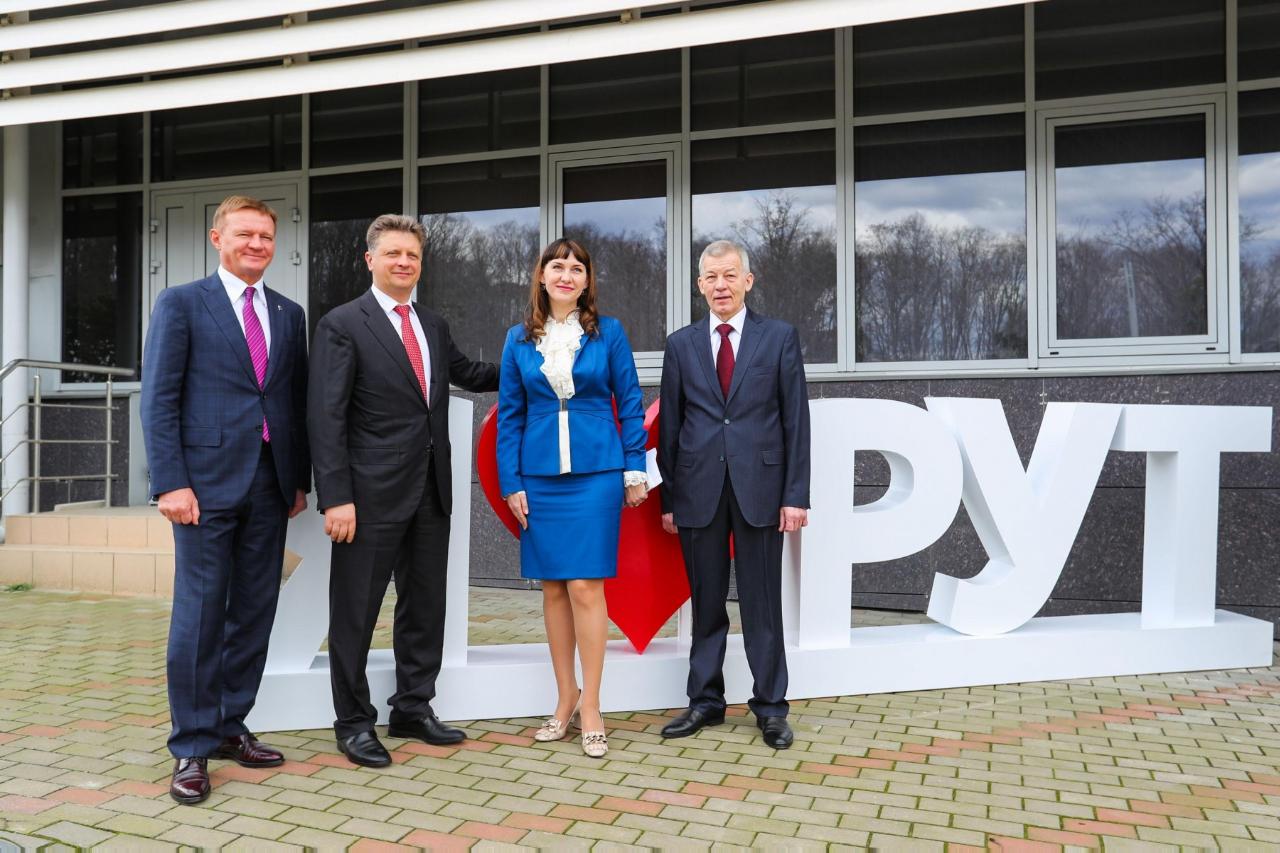 открыли сочинскую. открыли сочинскую. институт транспорта сочи. открыли сочинскую. сочи казино открытие.