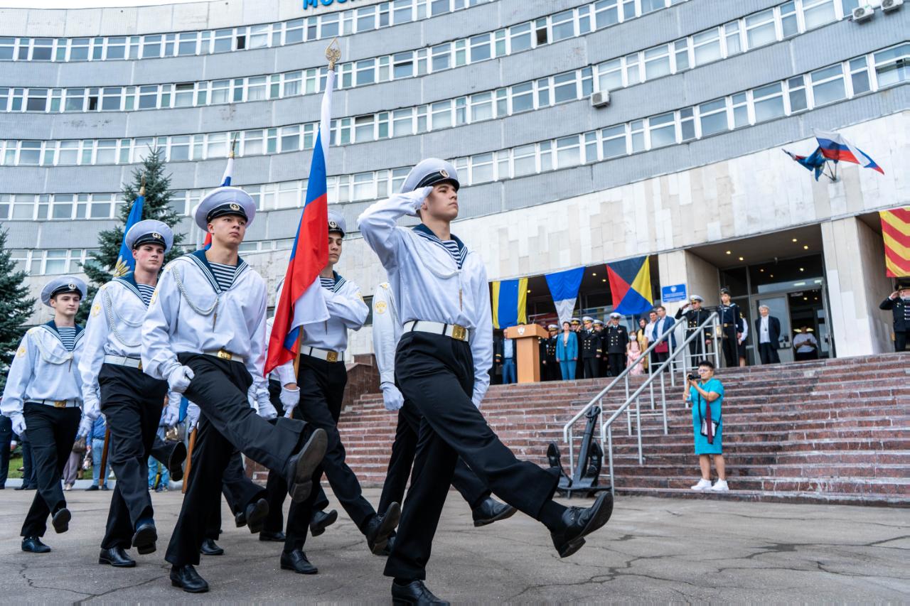Мгавт выпуск 2000. Мгавт московская государственная академия водного транспорта. Курсанты колледжа. Колледж московской государственной академии водного транспорта. Академия водного транспорта отзывы.