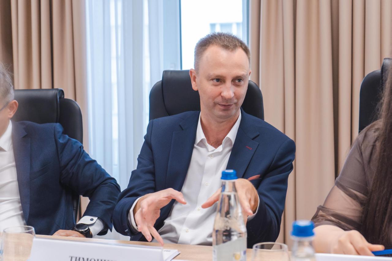 проректоры рут. тимонин владимир сергеевич миит. круглов валерий александрович вымпел. проректоры рут. проректоры рут.