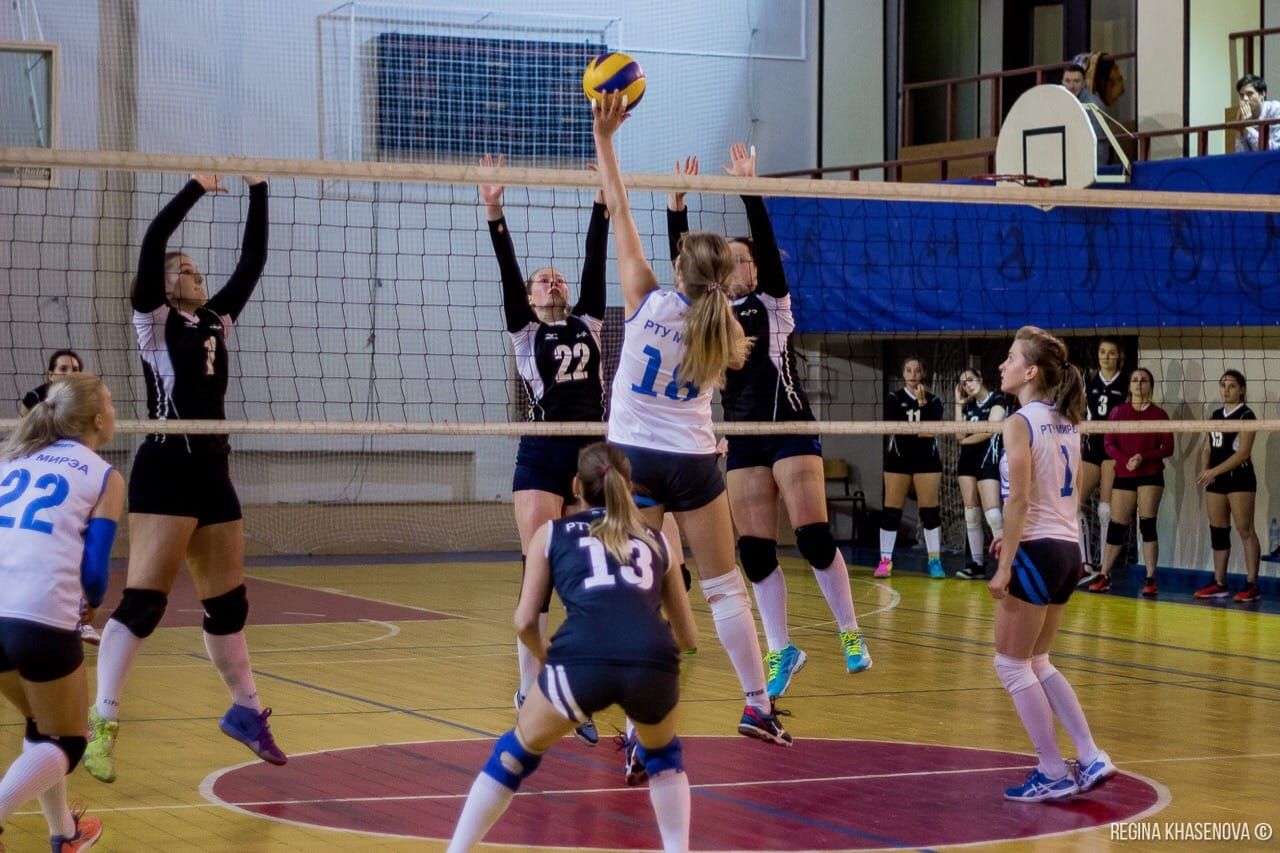 Российский университет транспорта провел турнир по волейболу | РУТ (МИИТ)